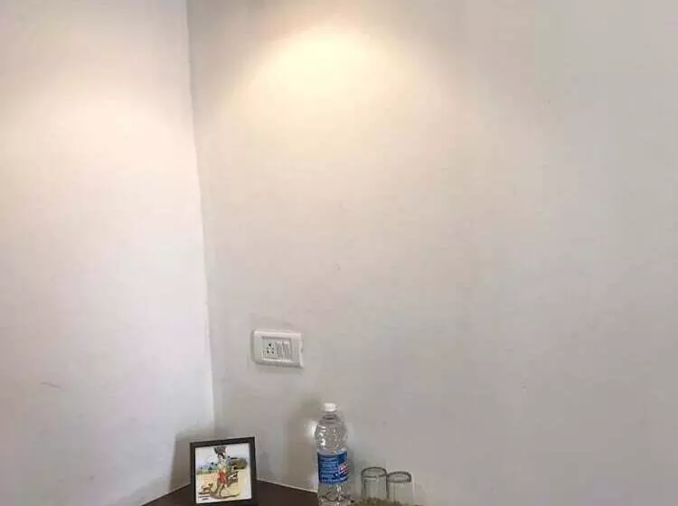 Hotel Resort Village Royal Near Calangute Beach