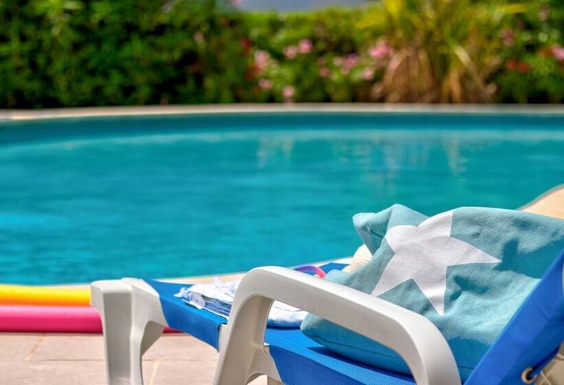 Apartamentos Llevant