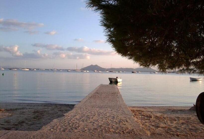 Apartamentos Llevant