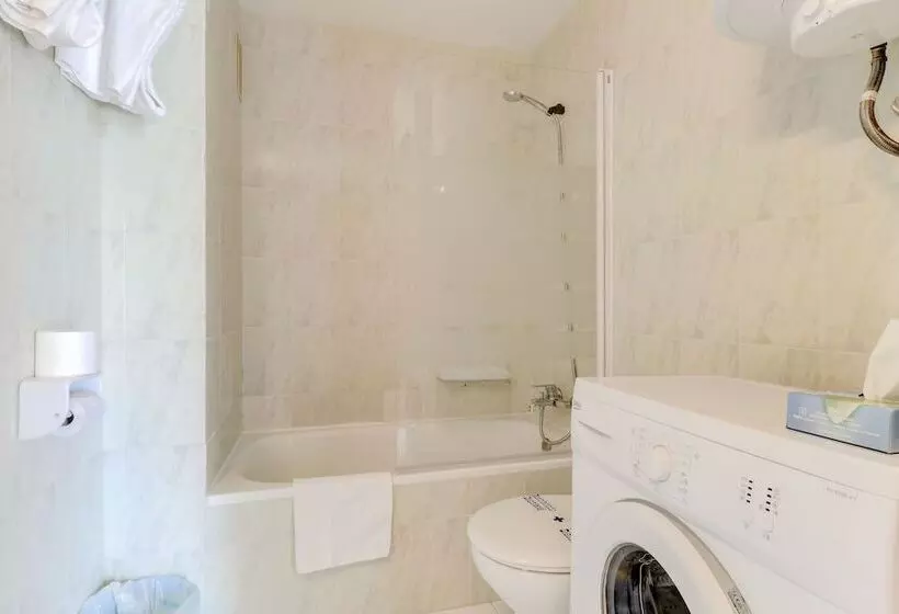 Apartamentos Llevant