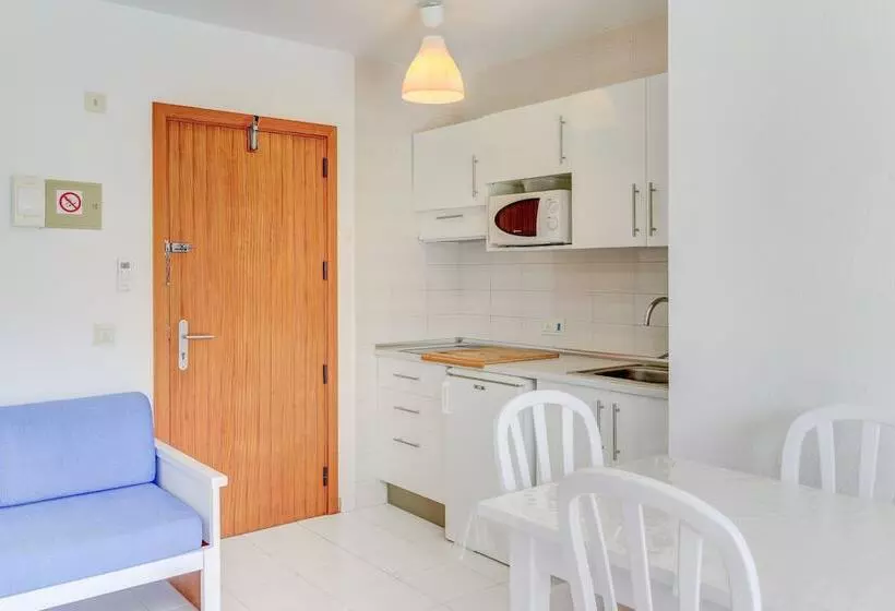 Apartamentos Llevant