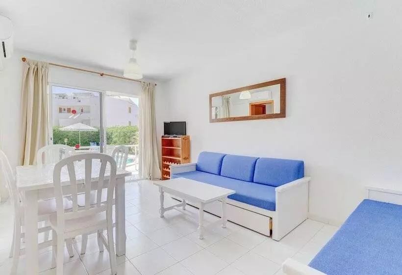 Apartamentos Llevant