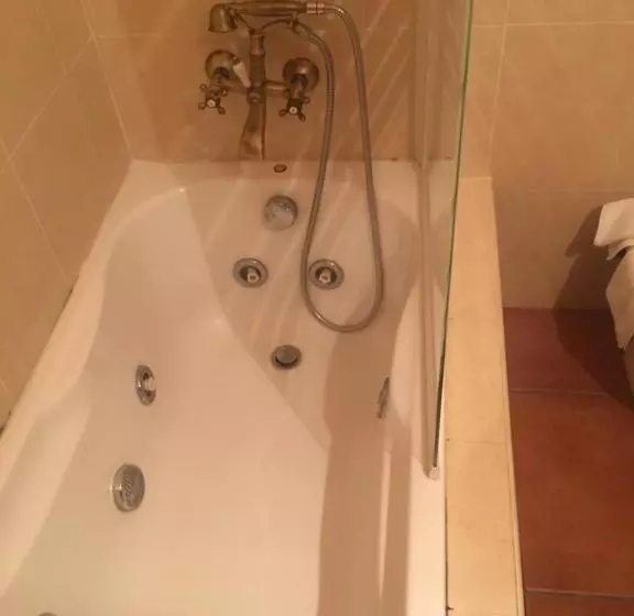 ホテル Balcón De Los Montes