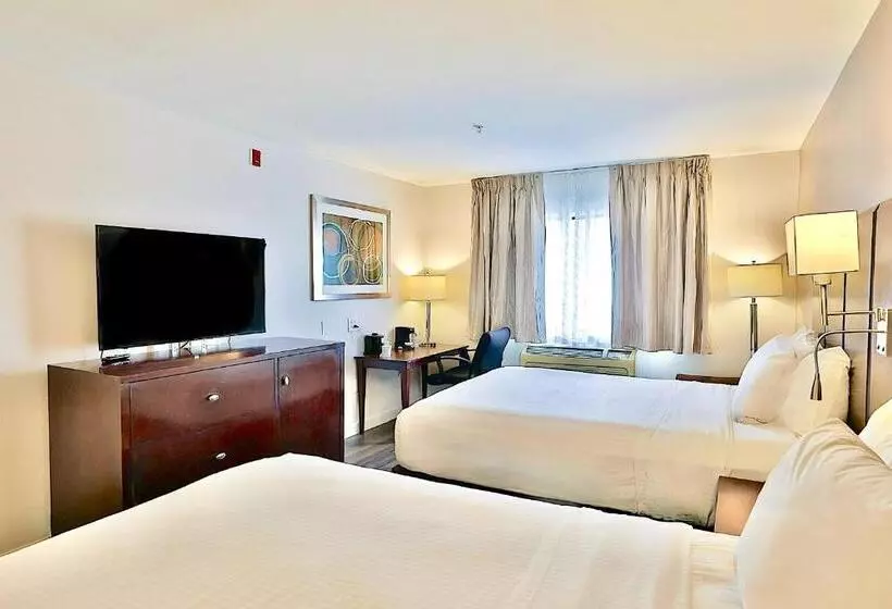 هتل Baymont By Wyndham Tucson Airport