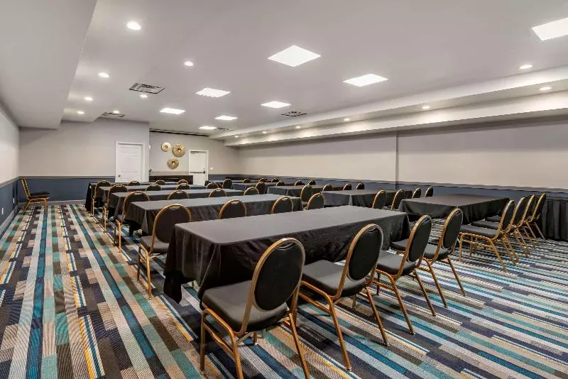 ホテル Best Western Premier Denver East