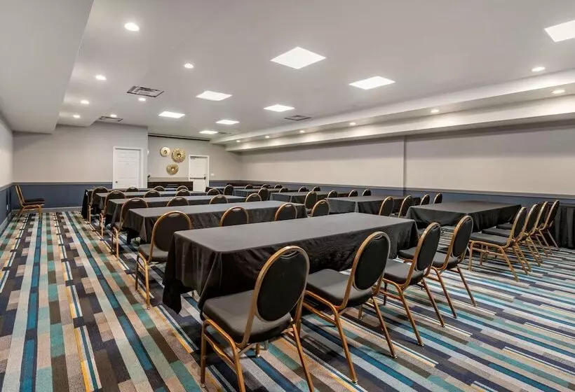 ホテル Best Western Premier Denver East