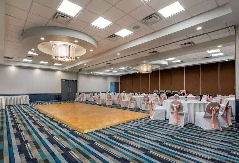 ホテル Best Western Premier Denver East