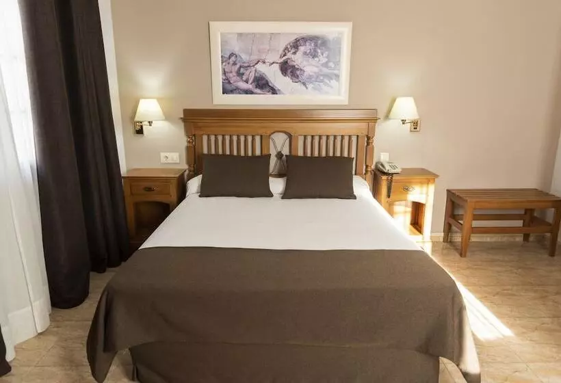 Отель Carlos I Toledo