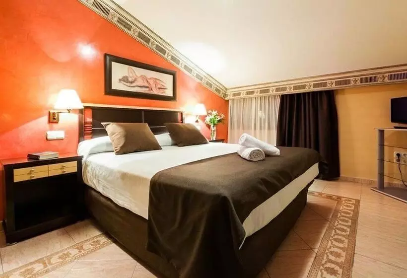 Отель Carlos I Toledo