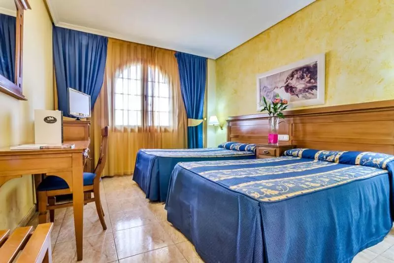 Отель Carlos I Toledo