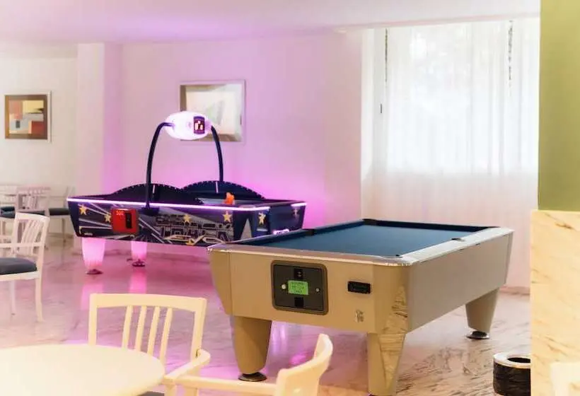 Hotelli Bluesea Coral Beach