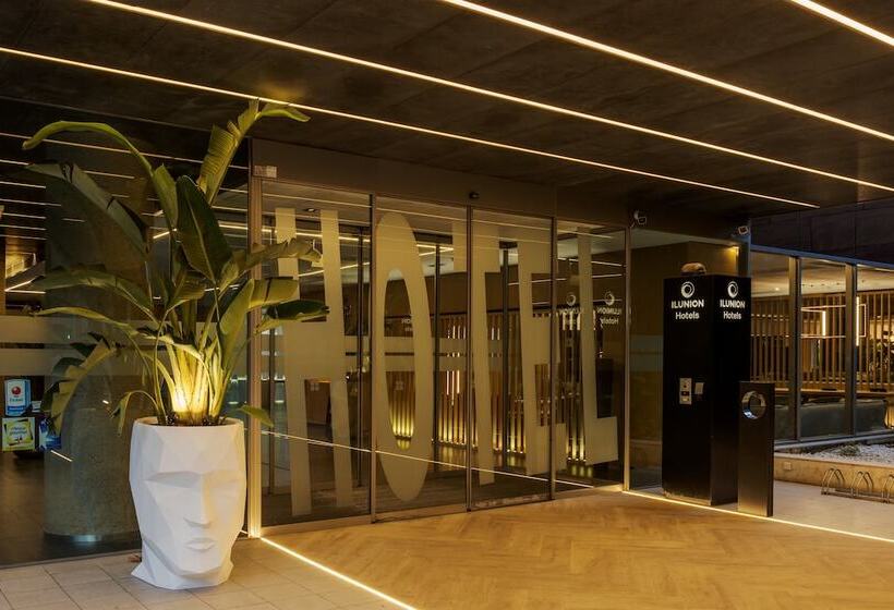 هتل Ilunion Barcelona
