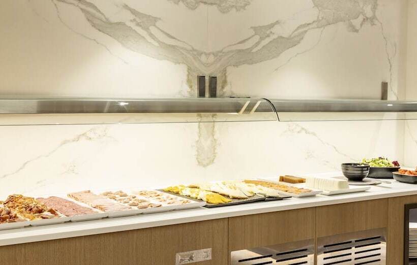 هتل Ilunion Barcelona