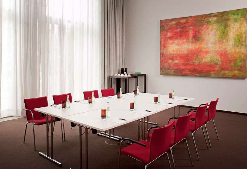 בית מלון כפרי Innside By Meliá Dusseldorf Derendorf