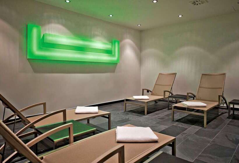 בית מלון כפרי Innside By Meliá Dusseldorf Derendorf