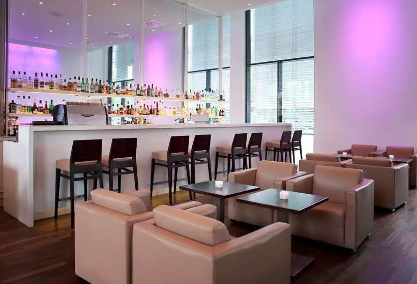 בית מלון כפרי Innside By Meliá Dusseldorf Derendorf