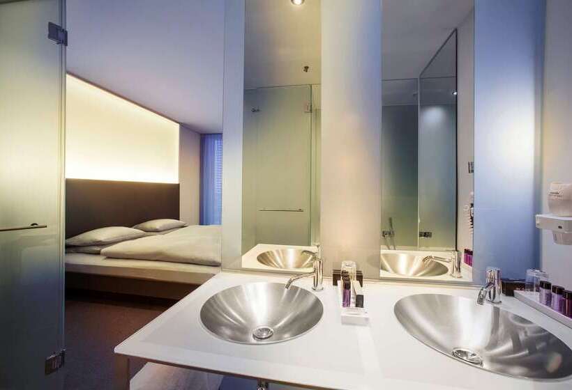 בית מלון כפרי Innside By Meliá Dusseldorf Derendorf