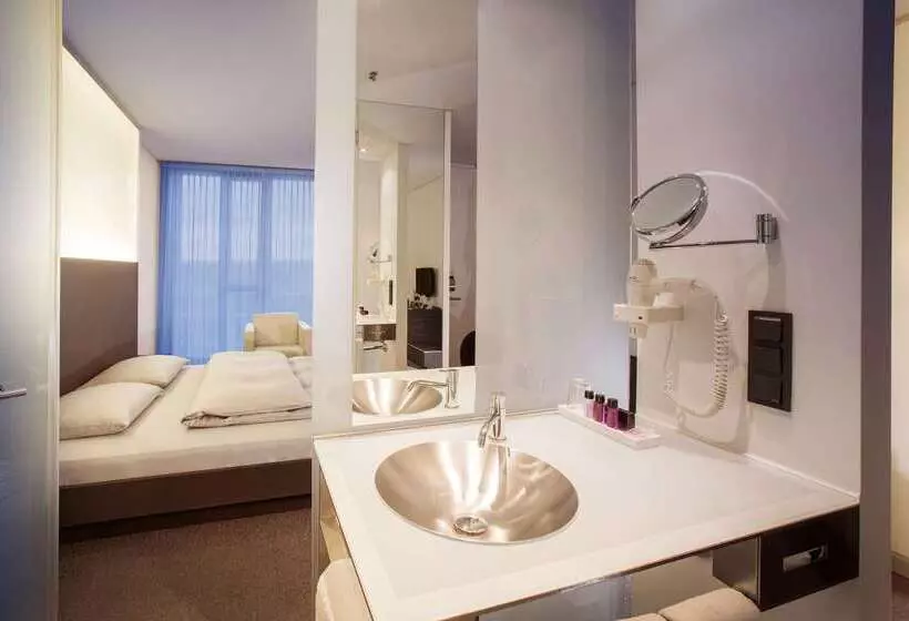 בית מלון כפרי Innside By Meliá Dusseldorf Derendorf