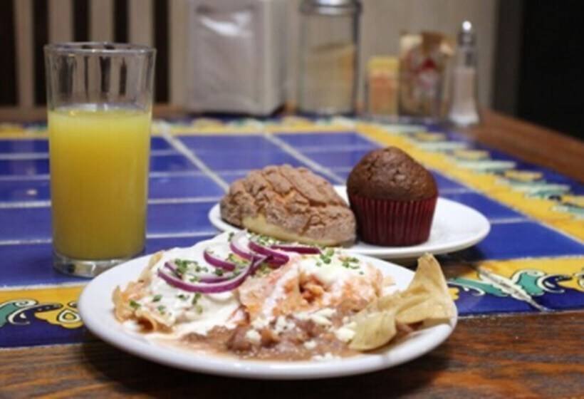 فندق Real Azteca Boulevard