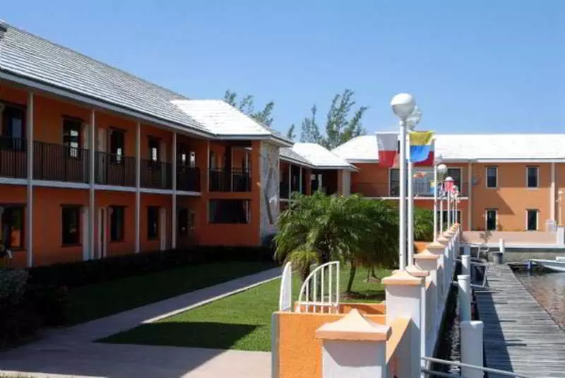 هتل Running Mon Resort By Kees Vacations