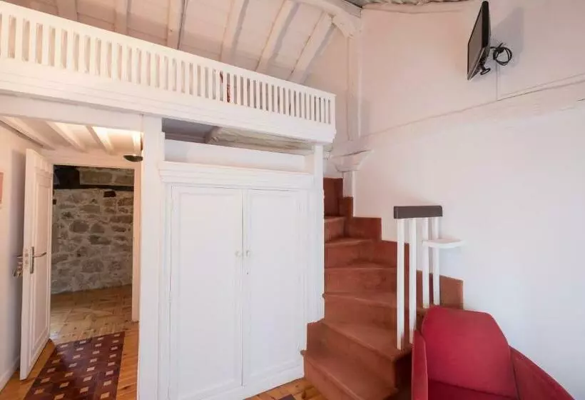 Hotel Rural Posada Santa Maria La Real