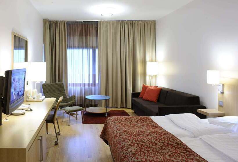 هتل Scandic Oulu City