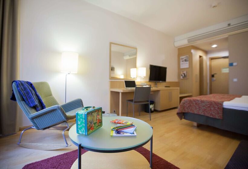 هتل Scandic Oulu City