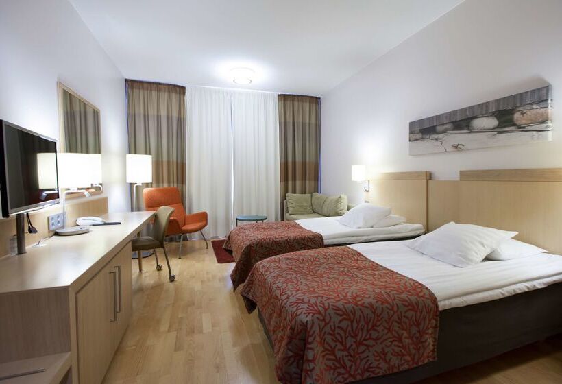 هتل Scandic Oulu City