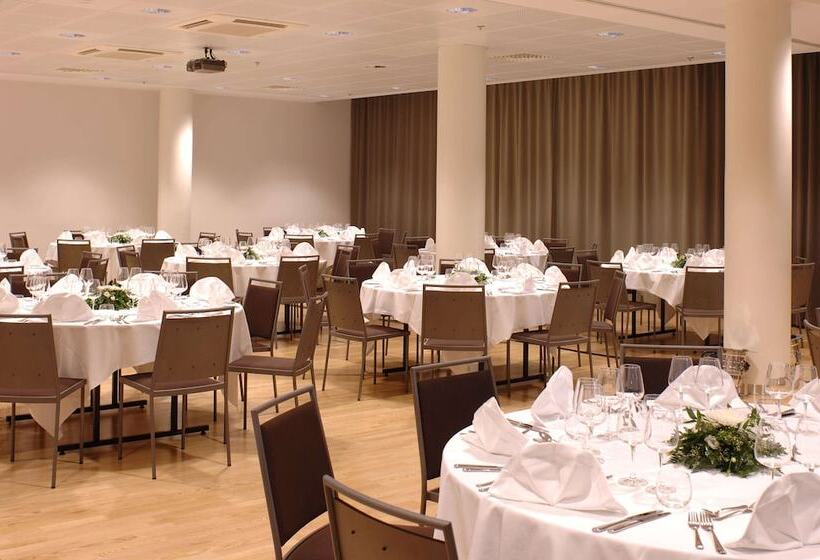 هتل Scandic Oulu City