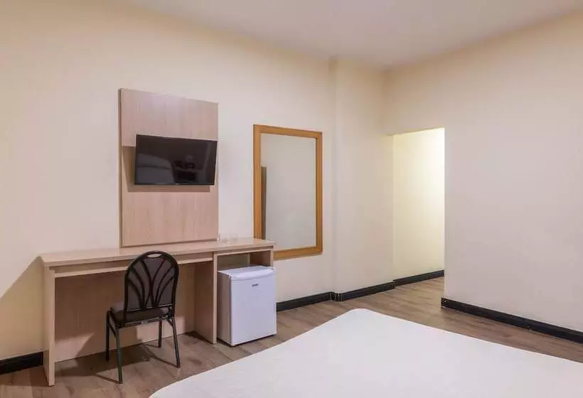 ホテル Delplaza Timbiras São Paulo