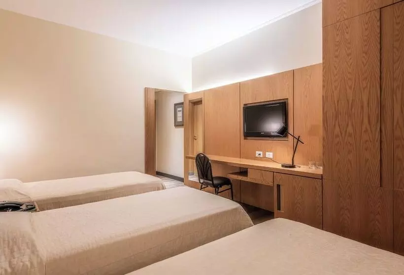 ホテル Delplaza Timbiras São Paulo