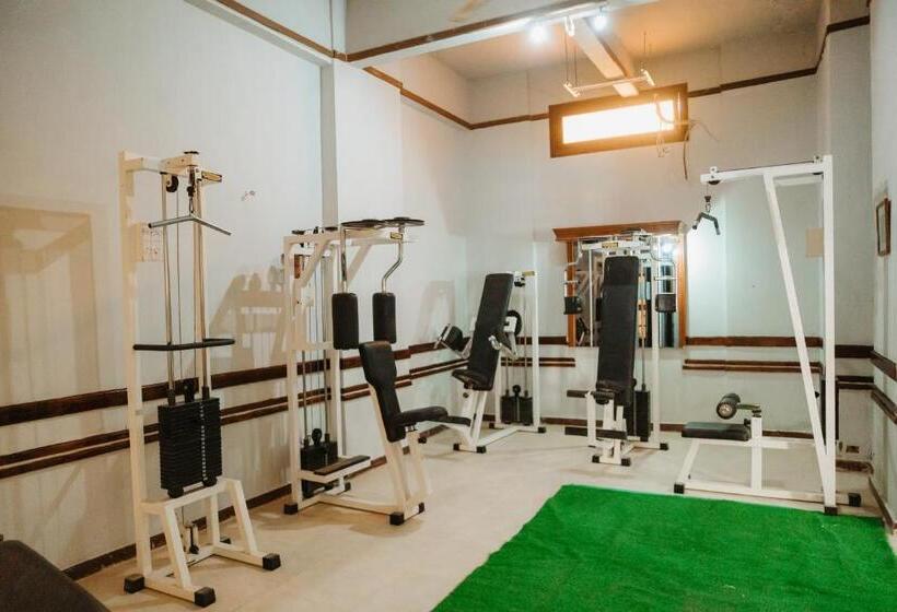 Empire Hotel Aqua Park