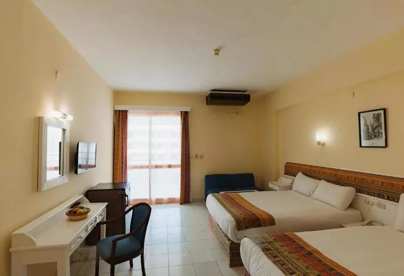 Empire Hotel Aqua Park