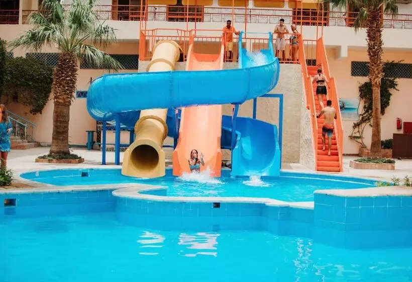 Empire Hotel Aqua Park