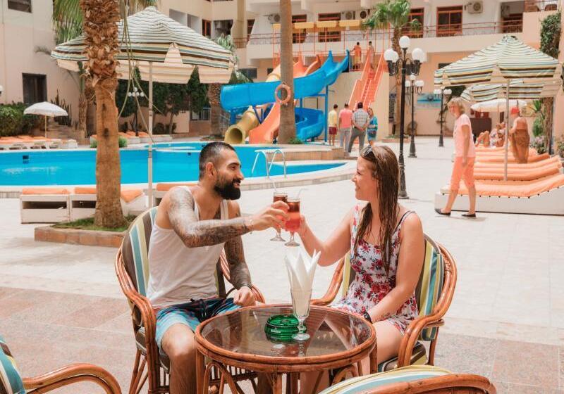 Empire Hotel Aqua Park