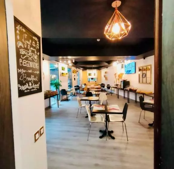 Standing Hotel Suites By Actisource