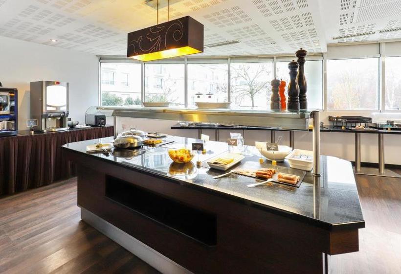 Appart City Confort Marne La Vallée Val D Europe