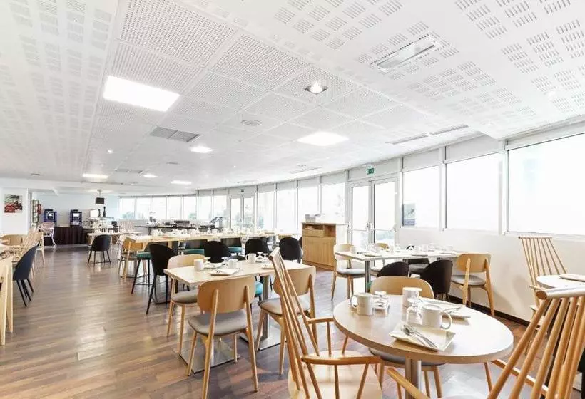 Appart City Confort Marne La Vallée Val D Europe