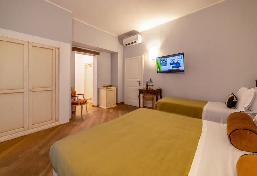 ホテル Albergo Falterona