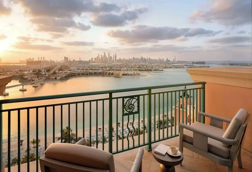 هتل Atlantis, The Palm