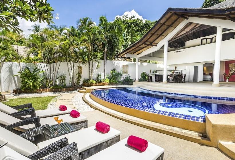 فندق Beach Republic, Koh Samui