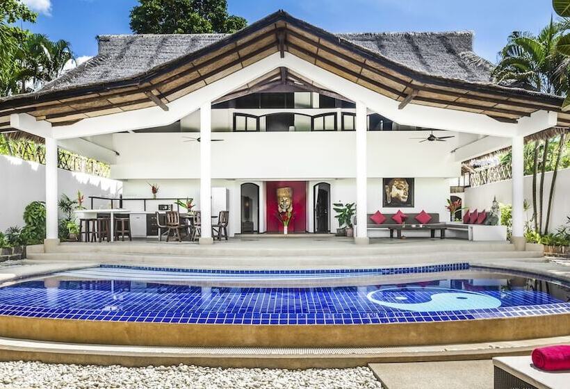 فندق Beach Republic, Koh Samui