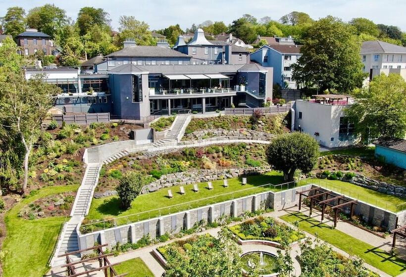 هتل The Montenotte