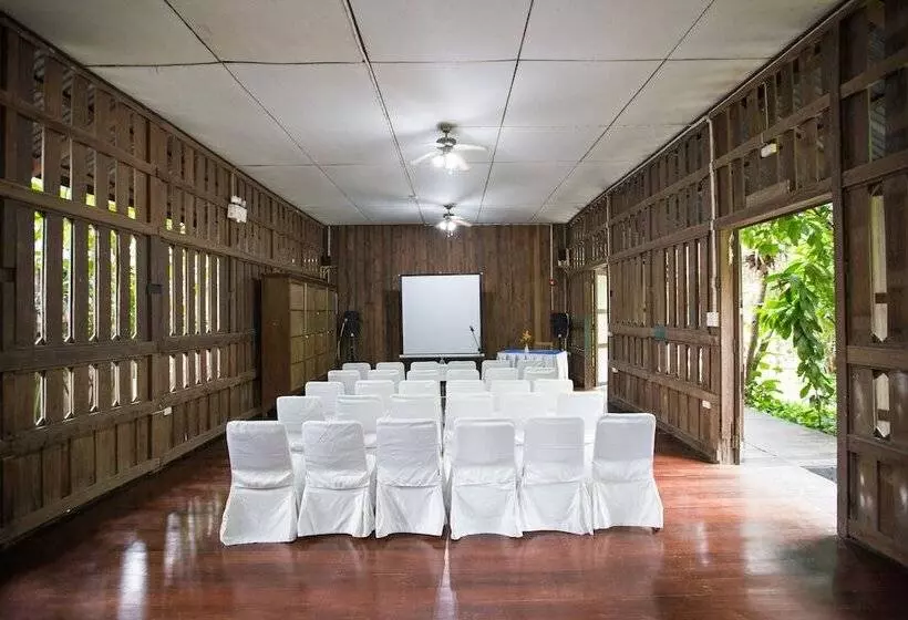 Отель Eco Resort Chiang Mai