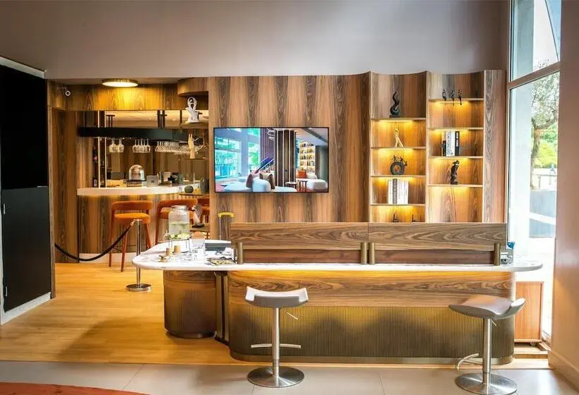 ホテル Golden Tulip Villepinte Roissy Parc Des Expositions