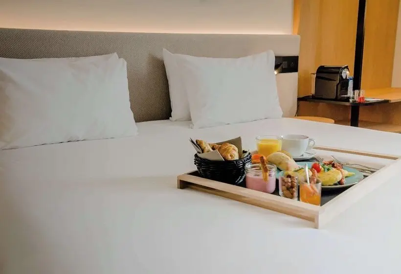ホテル Golden Tulip Villepinte Roissy Parc Des Expositions
