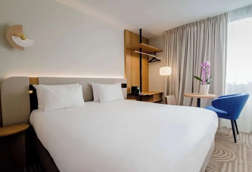 ホテル Golden Tulip Villepinte Roissy Parc Des Expositions