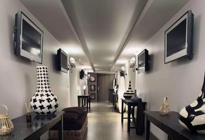 هتل Golden Tulip Villepinte Roissy Parc Des Expositions
