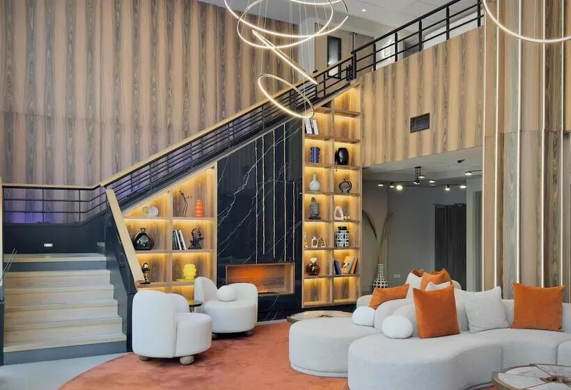 هتل Golden Tulip Villepinte Roissy Parc Des Expositions