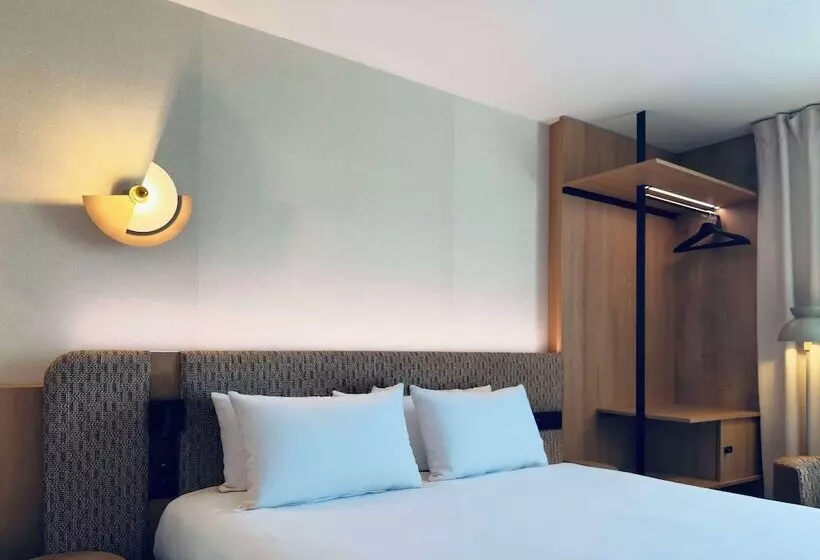 هتل Golden Tulip Villepinte Roissy Parc Des Expositions
